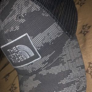 Men’s North Face Hat